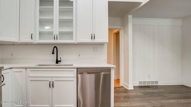 Building Photo - 2706 Lime Kiln Ln