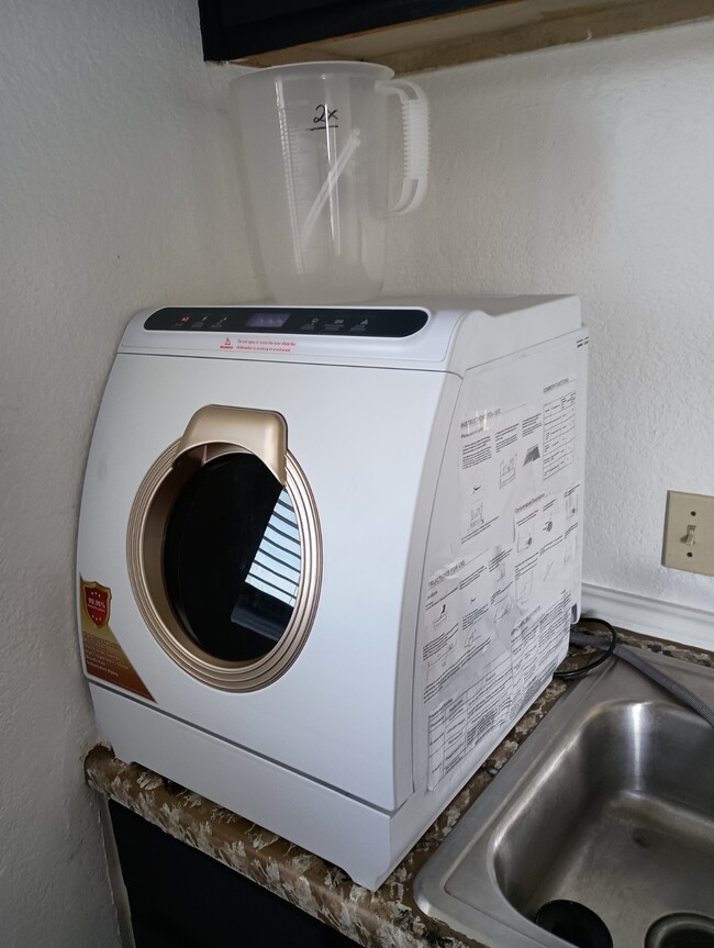 Building Photo - 1009 Burkett St