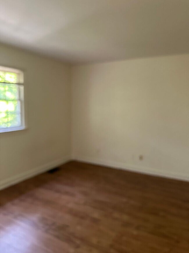 Building Photo - 2 Bedroom/ 2 bath Condo in Georgetown