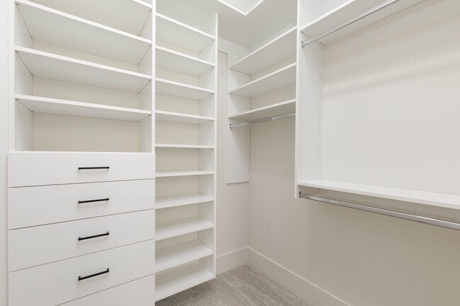 Building Photo - Gorgeous Custom Single Story with RV Garage