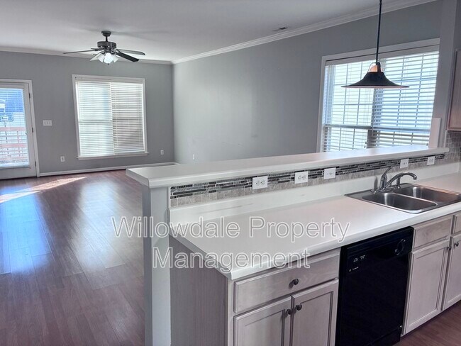 Building Photo - 2106 Turtle Point Dr