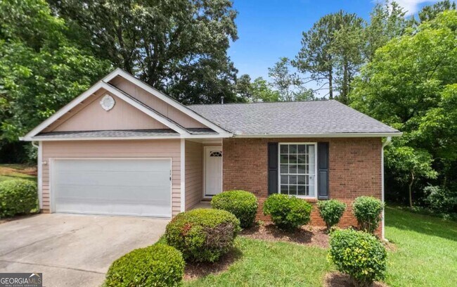 Building Photo - 1540 Foxhall Ln SE
