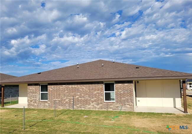 Building Photo - 1810 Castroville Trl