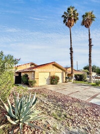 Building Photo - 33892 Sky Blue Water Trl