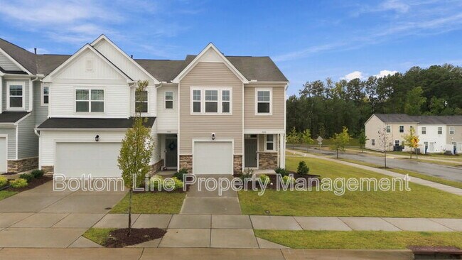 Building Photo - 5000 Arkose Dr