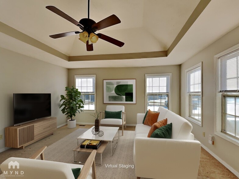 Building Photo - 664 S Mahn Ave