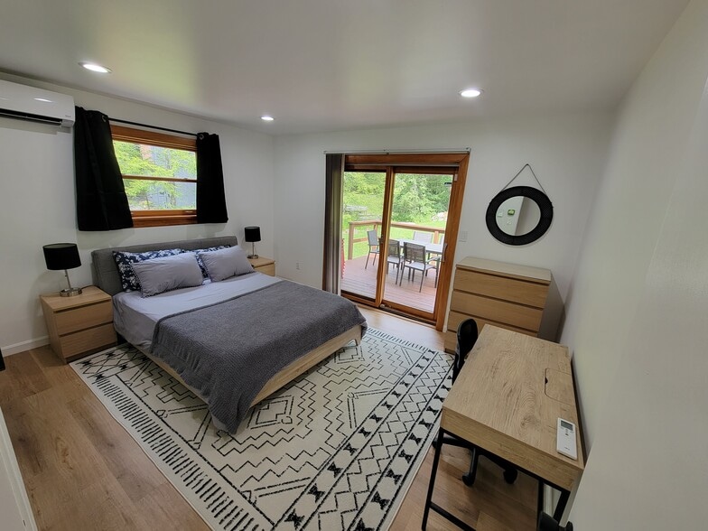 Building Photo - 5127 Hounds Ear Rd