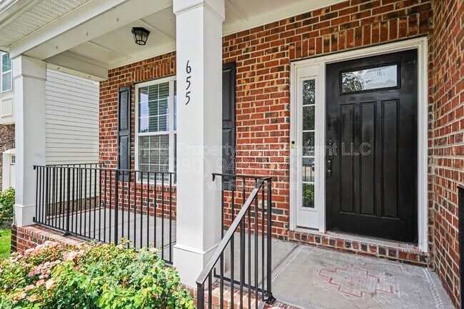 Building Photo - 655 Brookhaven Dr