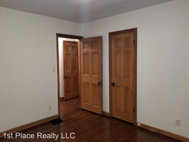 Building Photo - 1999 Elmwood Ave