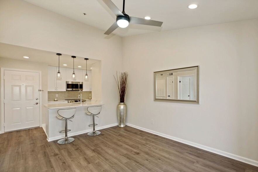 Building Photo - 3313 Wyndham Cir