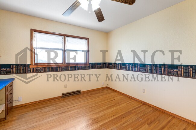 Building Photo - 4525 N 247th St W