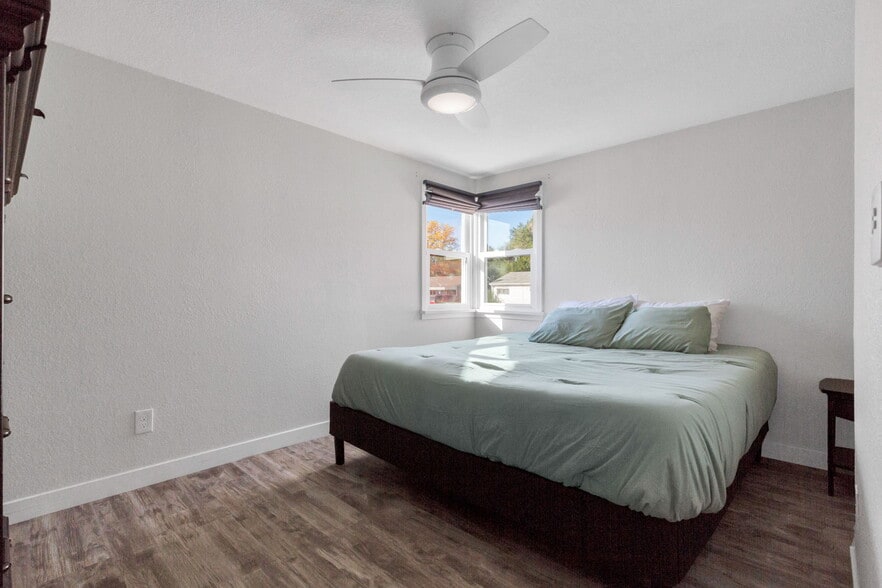 Building Photo - 940 Quitman St