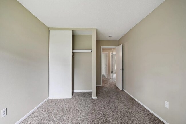 Building Photo - 4110 Rahn Rd