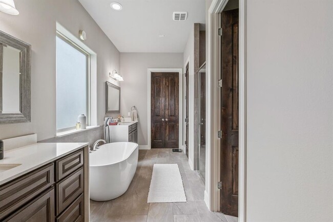 Building Photo - 1475 Torrijos Ct