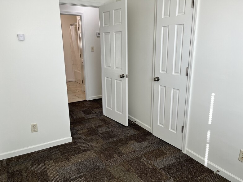 Bedroom 1 - small - 920 Spruce Street