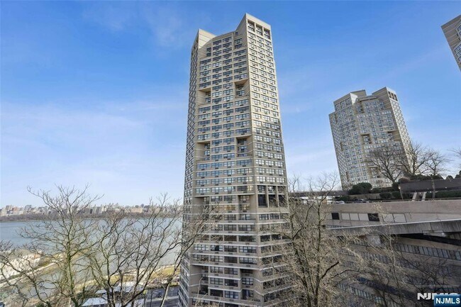 Building Photo - 7004 JFK Blvd E