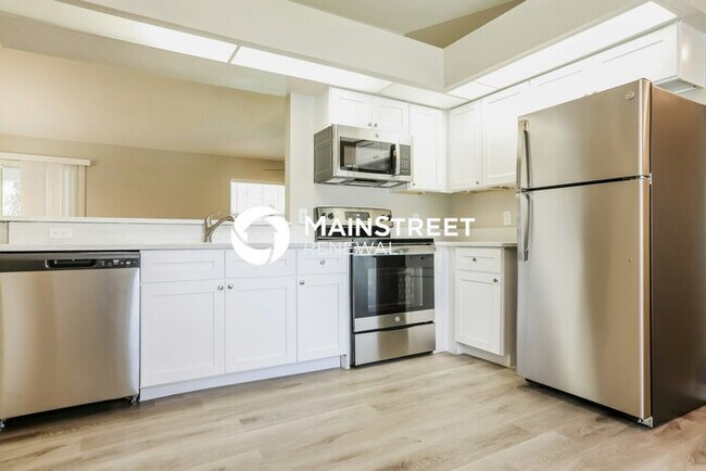 Building Photo - 3 Bedroom Pet-Friendly Home in NORTH PORT, FL with Main Street Renewal