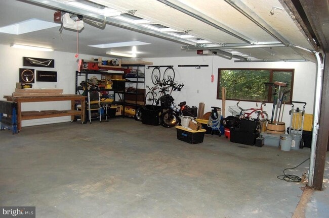 Building Photo - 9728 Swift Creek Ct