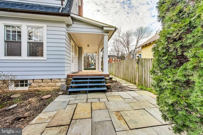 Building Photo - 4509 Highland Ave