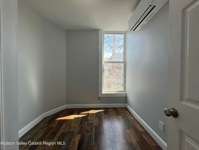 Building Photo - 110 Partition St