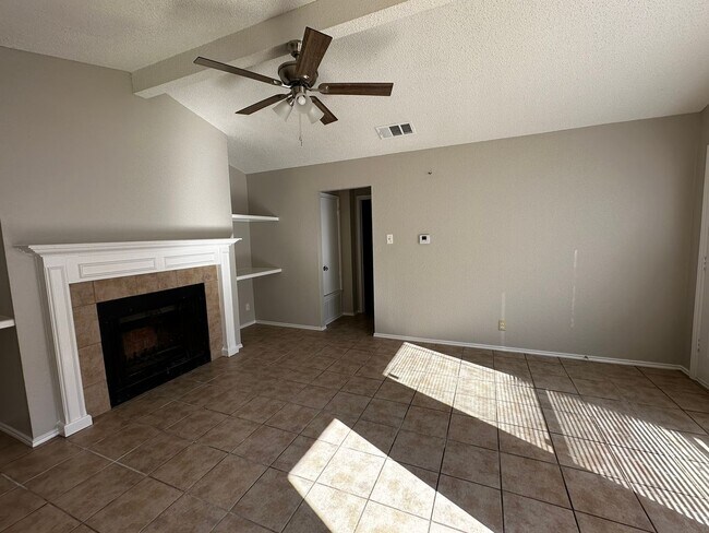 Building Photo - D.Schrager Properties2 (523 Cutty Trl)