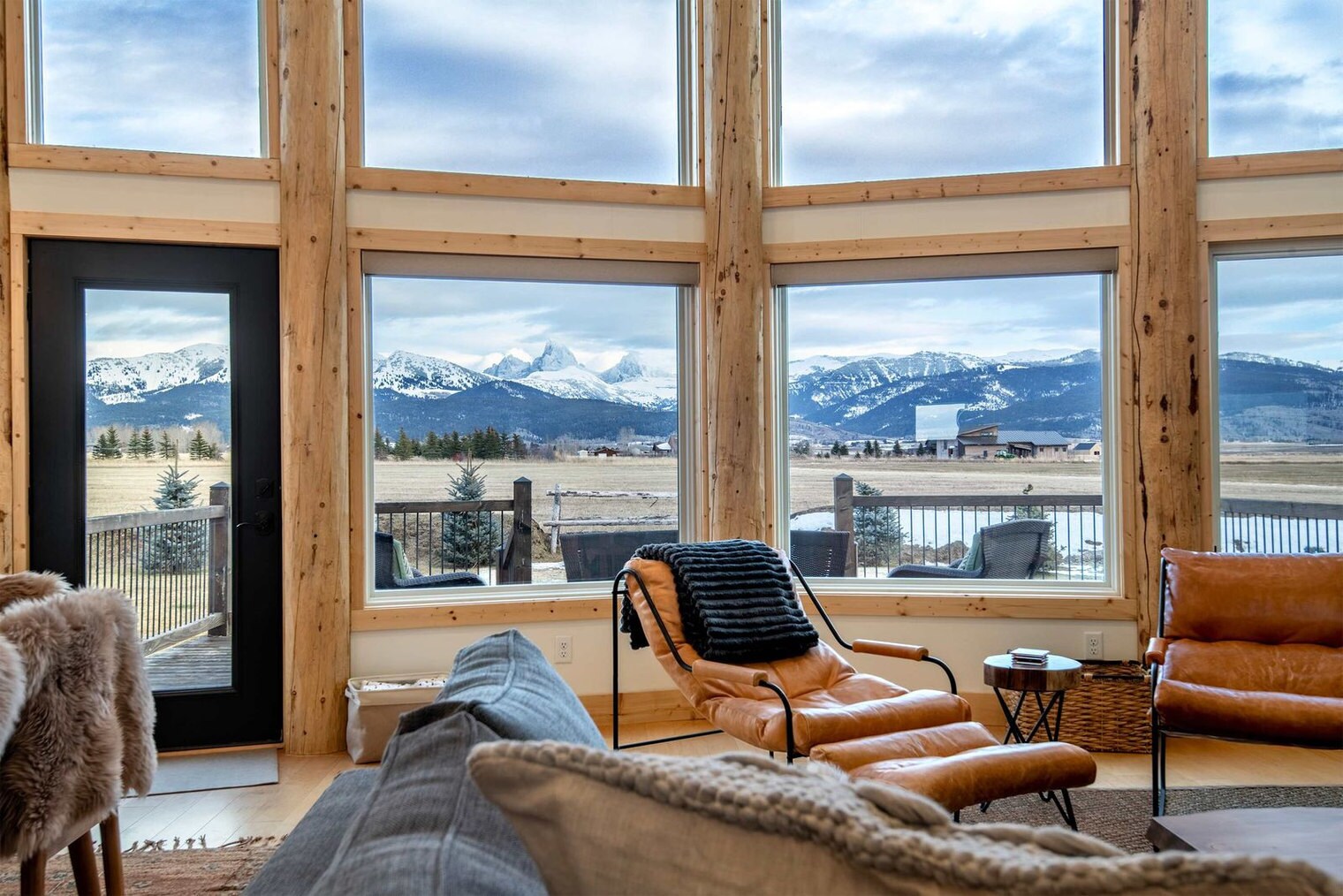 Building Photo - 4535 Roxanne St