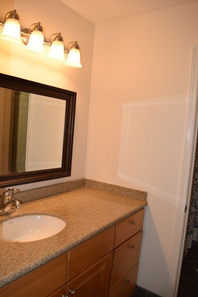 Building Photo - 1450 S Kihei Rd