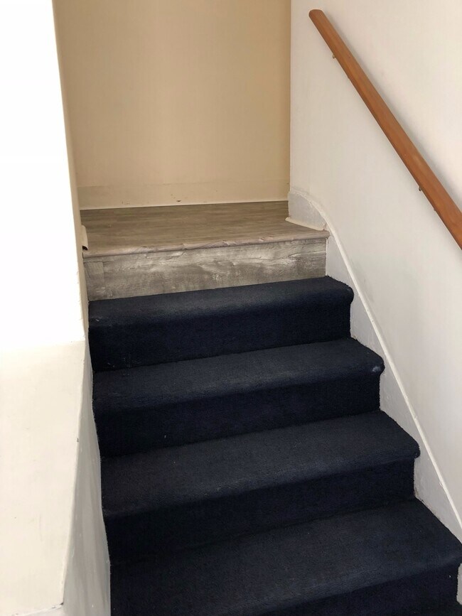 Building Photo - 639 N 12th St