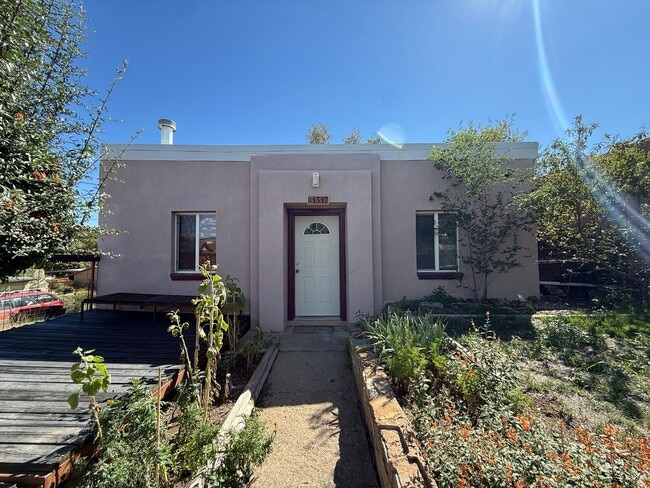 Primary Photo - 1317 W Kelly St