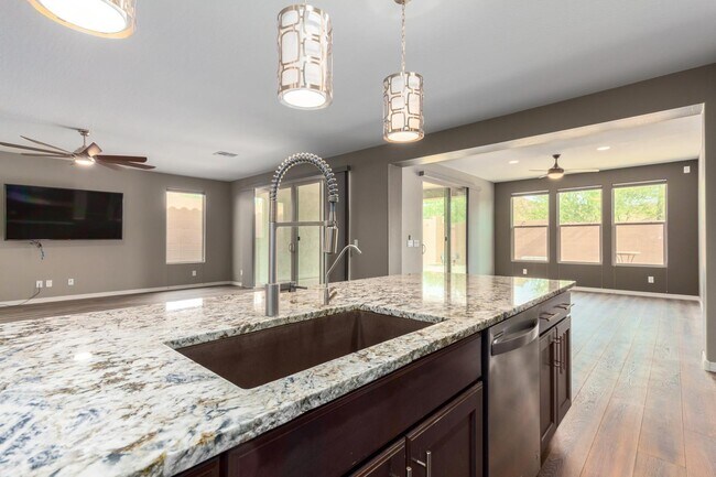 Building Photo - 27025 N 69th Ln