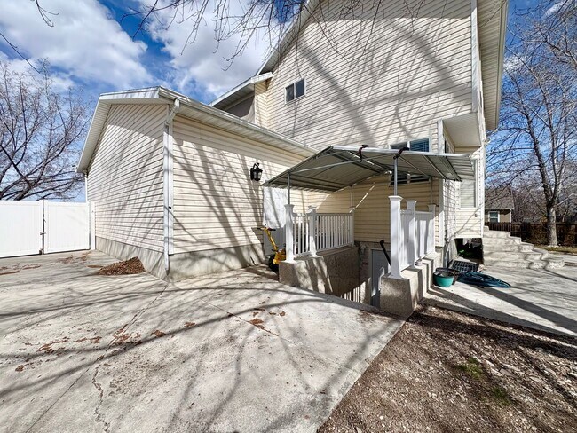 Building Photo - 4111 W 9580 S