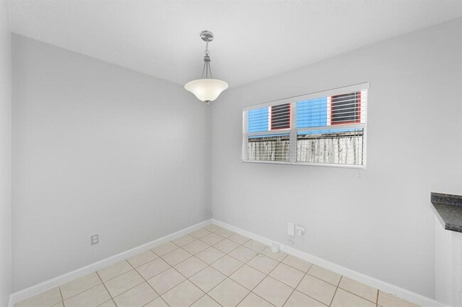 Building Photo - 1401 Olander St