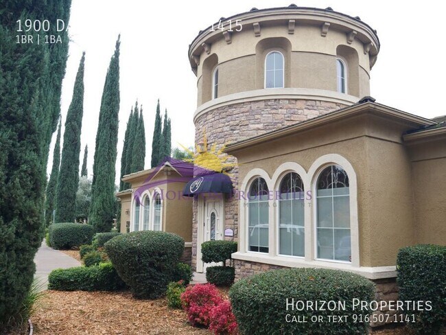 Building Photo - 1900 Danbrook Dr