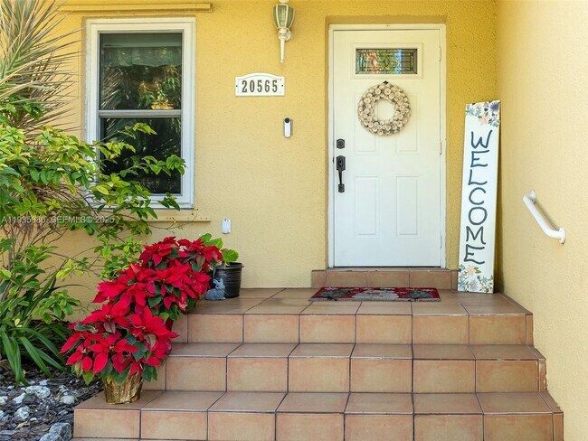 Building Photo - 20565 SW 80th Pl