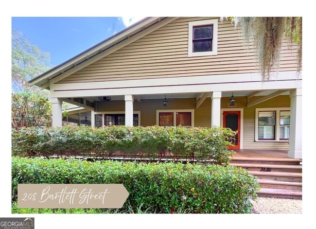 Building Photo - 208 Bartlett St