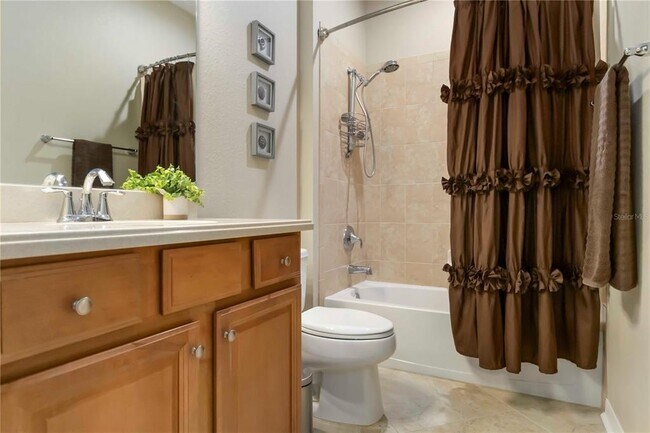 Building Photo - 243 River Enclave Ct