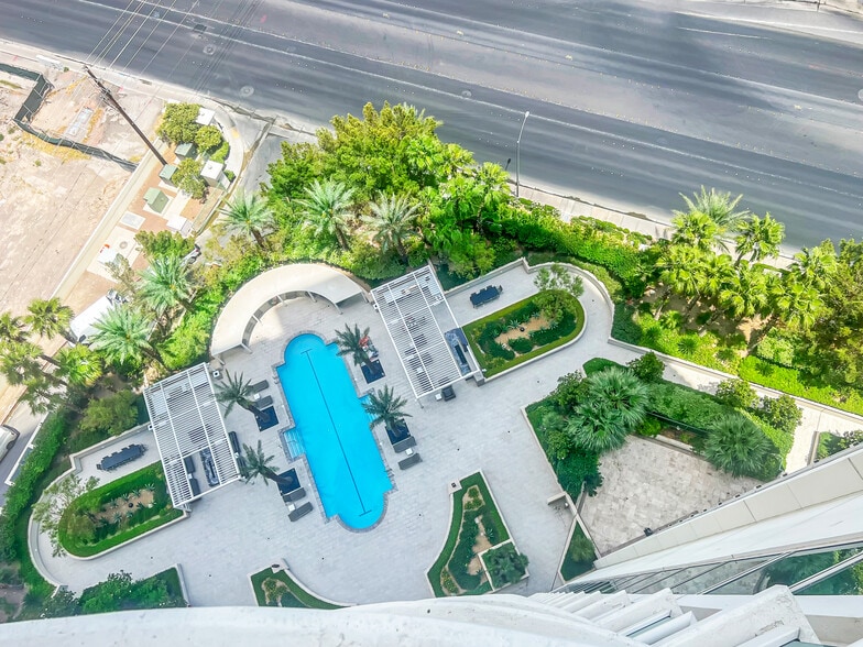 Building Photo - 2777 Paradise Rd