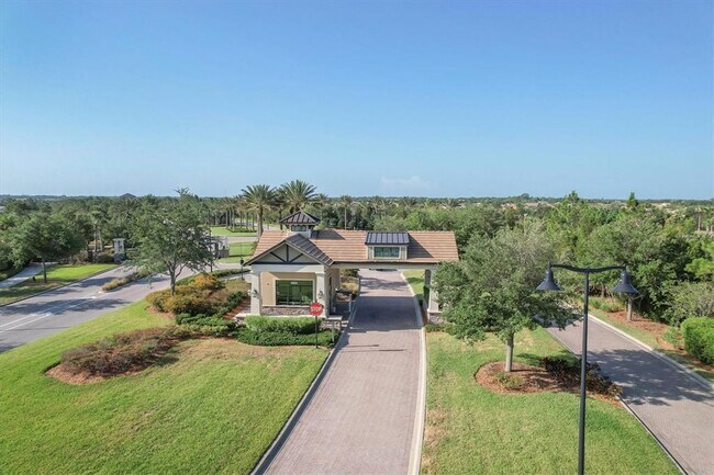 Building Photo - 17910 Waterville Pl