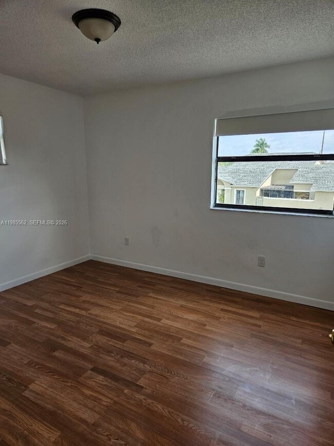 Building Photo - 6706 SW 152nd Ct