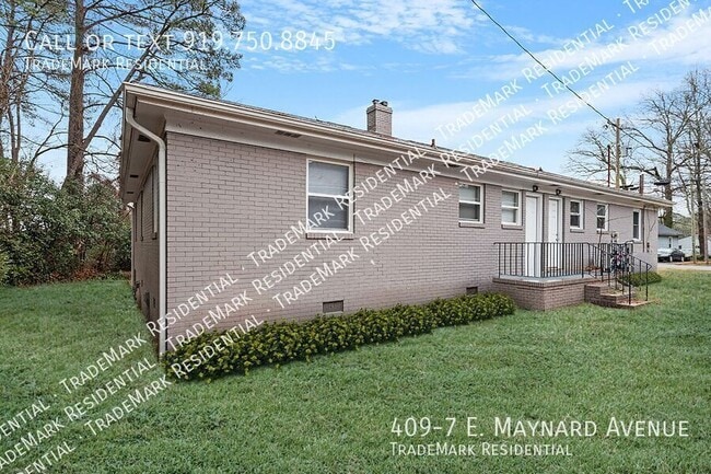 Building Photo - 409 E Maynard Ave