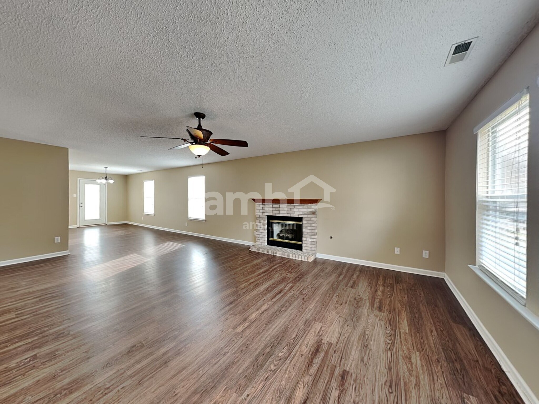 Building Photo - 19354 Tradewinds Dr