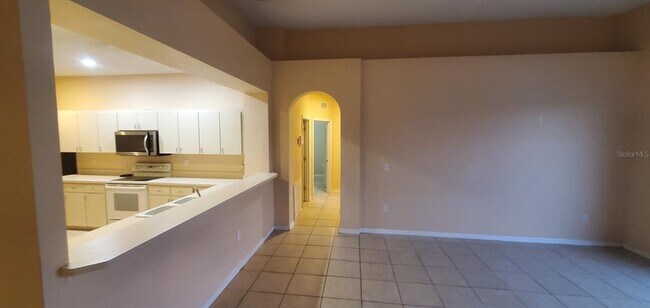 Building Photo - 810 Terranova Rd