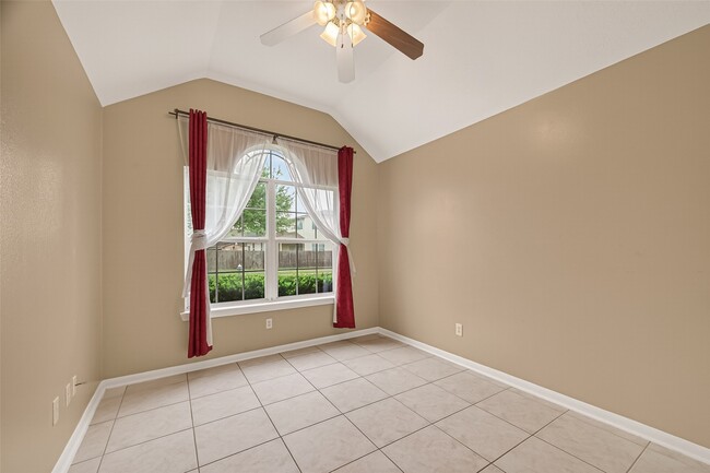 Building Photo - 9022 Clearwood Landing Blvd