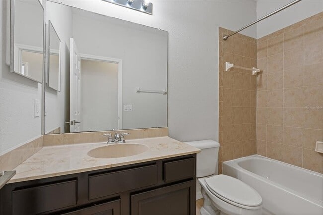 Building Photo - 1129 Venetian Harbor Dr NE