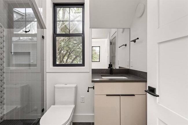 Building Photo - 2707 Stacy Ln