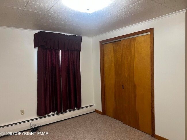 Building Photo - 144 E Diaz Ave