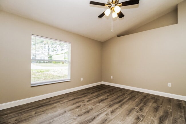 Building Photo - 2366 Tealwood Circle