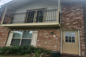 Building Photo - 3864 Laura Leigh Dr