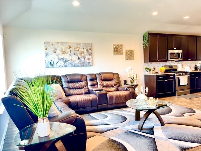 Building Photo - 8114 Oakleaf Meadow Ct