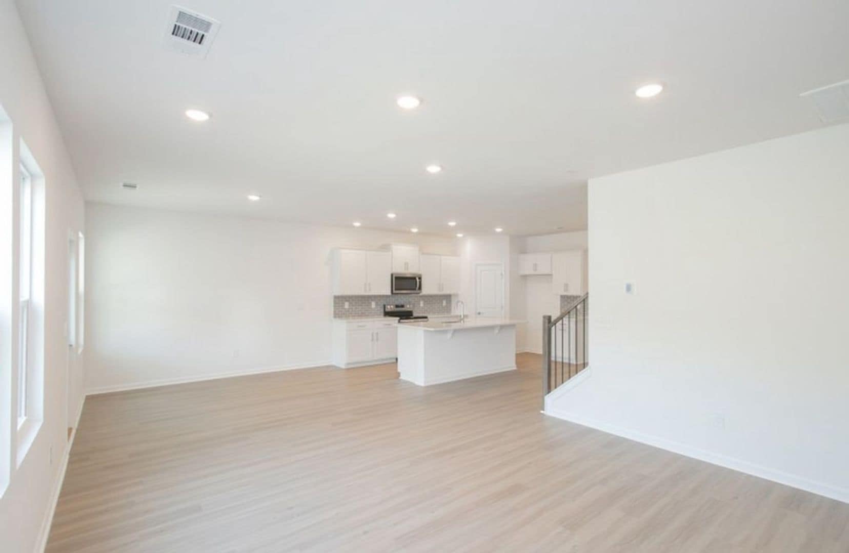 Building Photo - 448 Jet Strm Dr